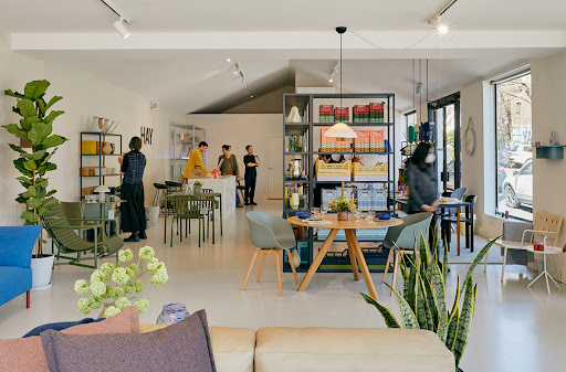 5 Reasons Local Shoppers Prefer a Sydney Furniture Store Over Online Retailers